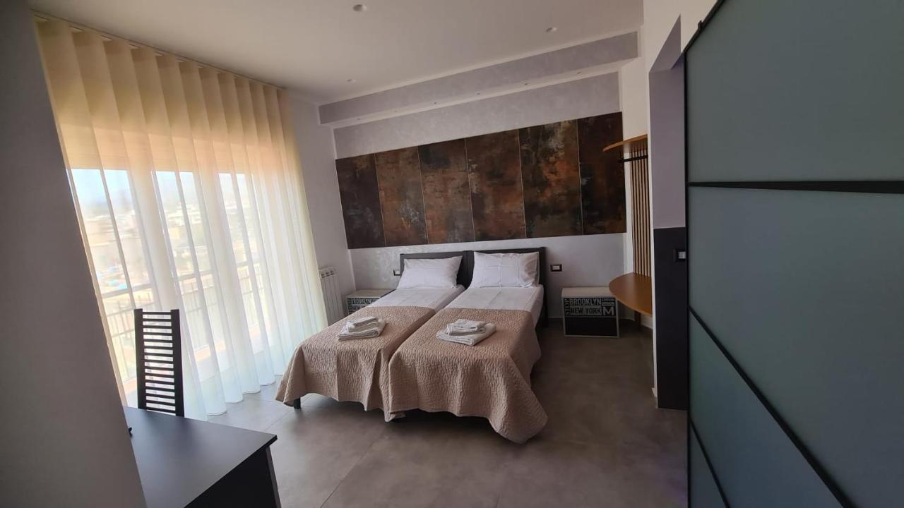 Bed and Breakfast Casa Veneziano Мессина Экстерьер фото