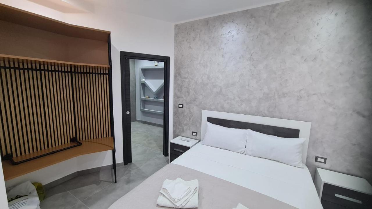 Bed and Breakfast Casa Veneziano Мессина Экстерьер фото